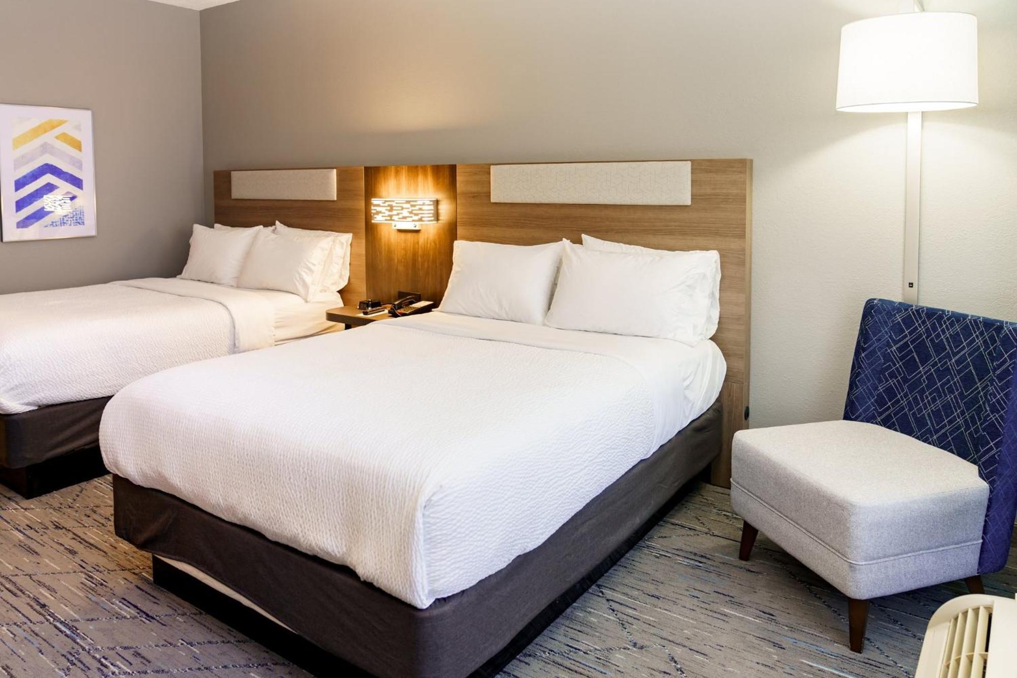 Holiday Inn Express Hotel Raleigh Southwest By Ihg Eksteriør billede