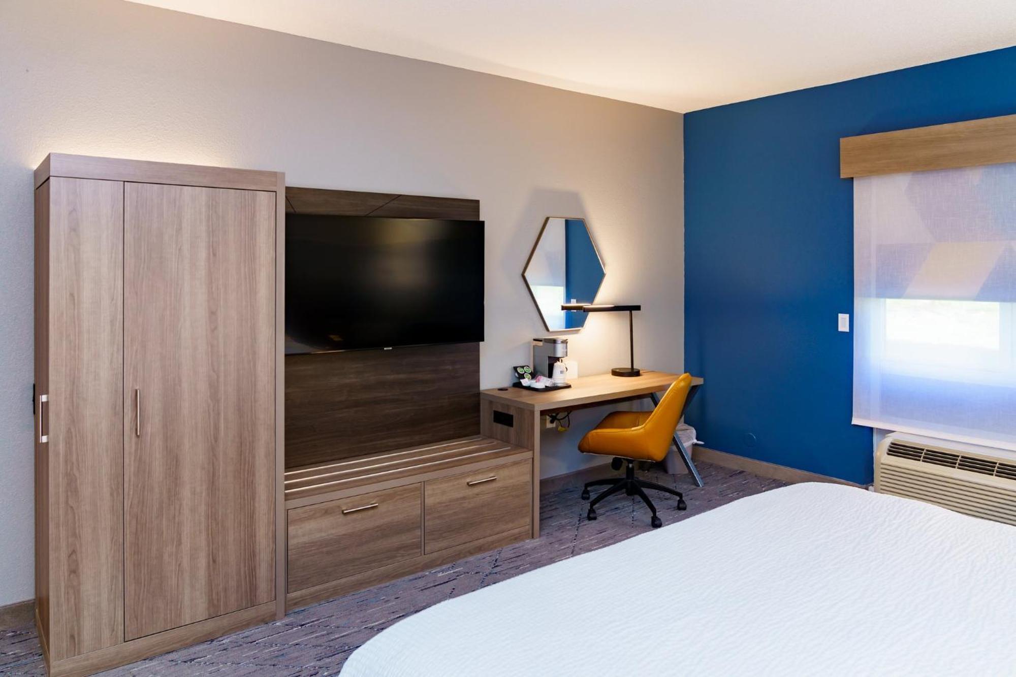 Holiday Inn Express Hotel Raleigh Southwest By Ihg Eksteriør billede
