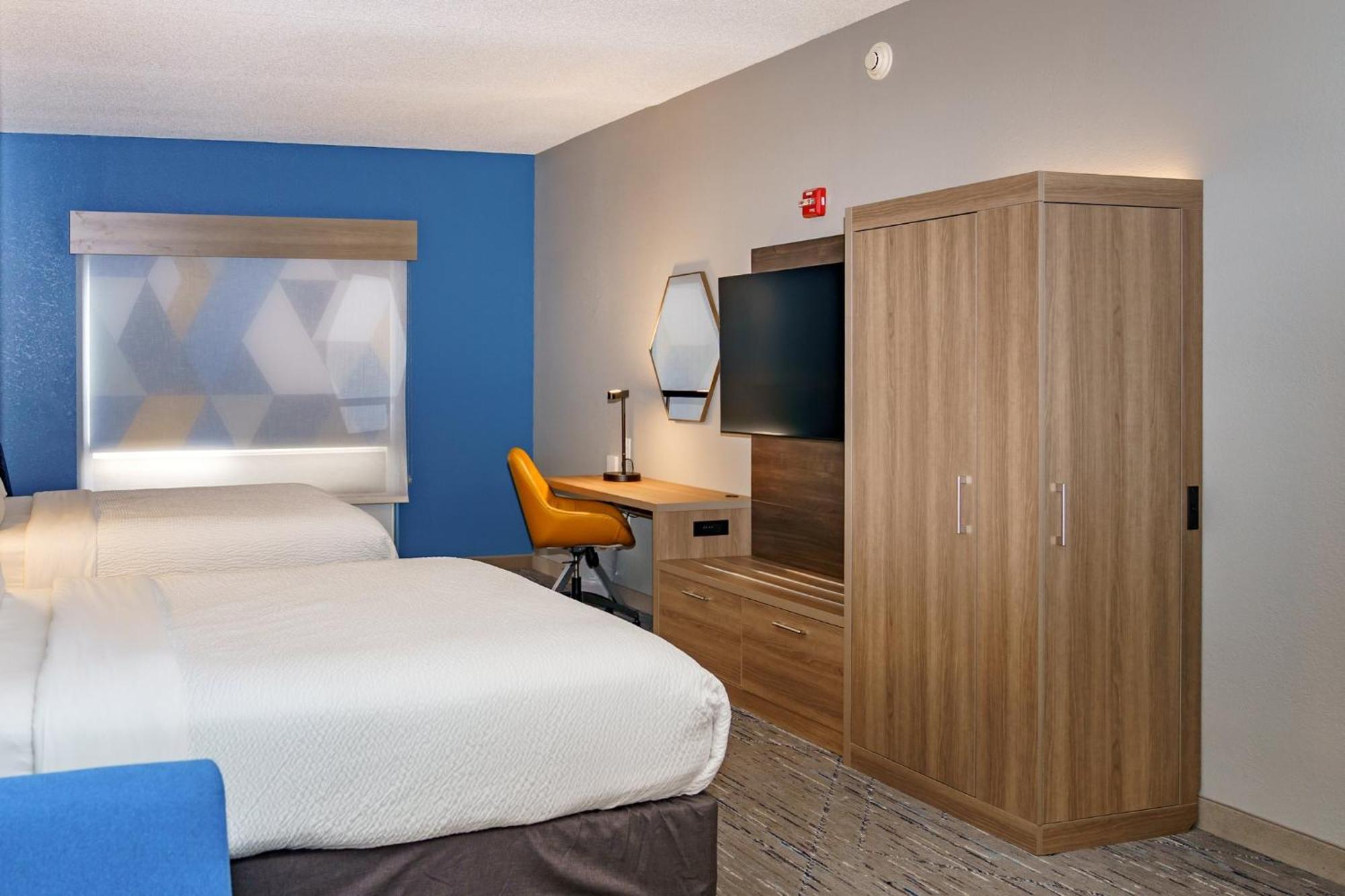 Holiday Inn Express Hotel Raleigh Southwest By Ihg Eksteriør billede