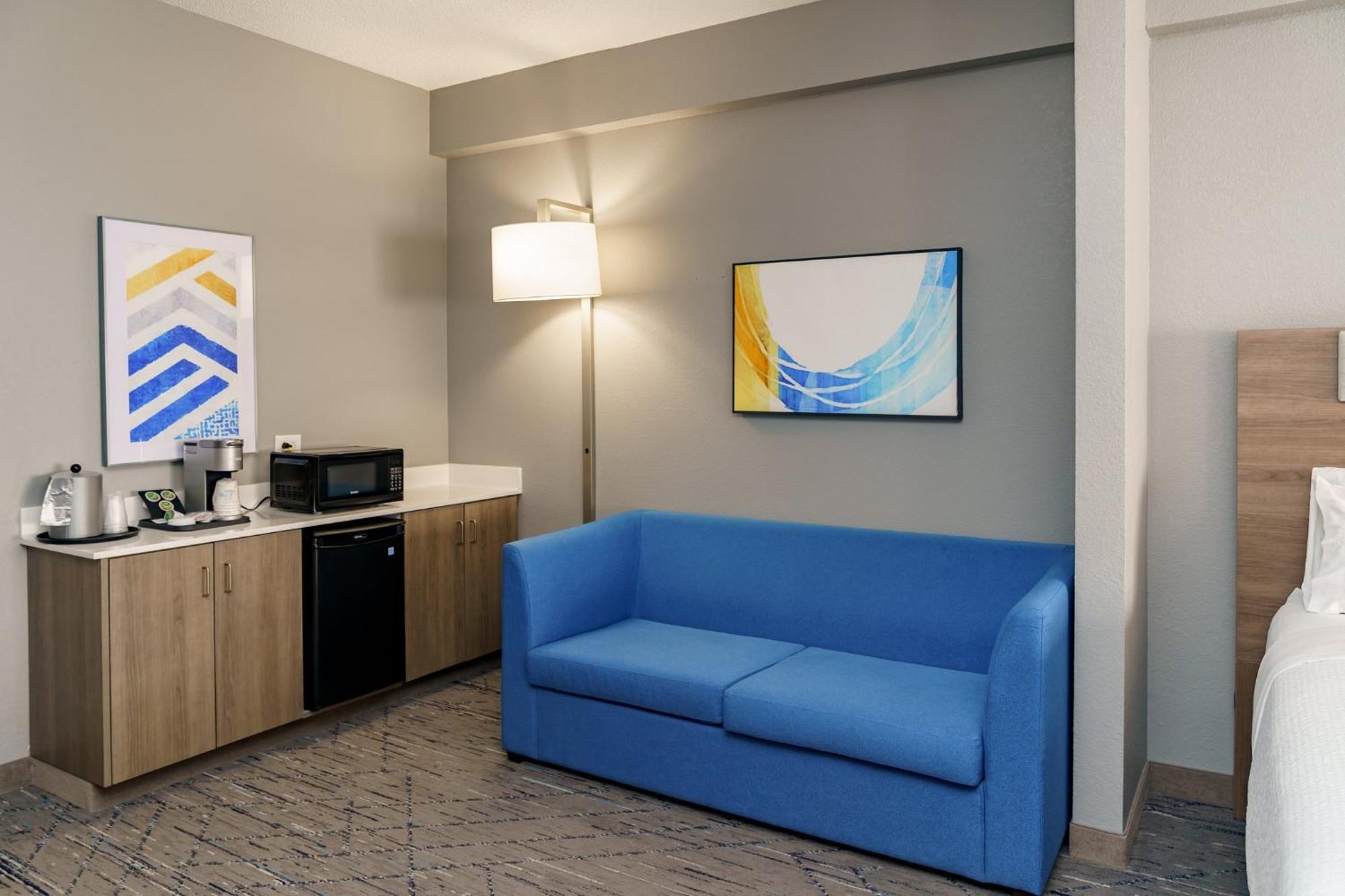 Holiday Inn Express Hotel Raleigh Southwest By Ihg Eksteriør billede