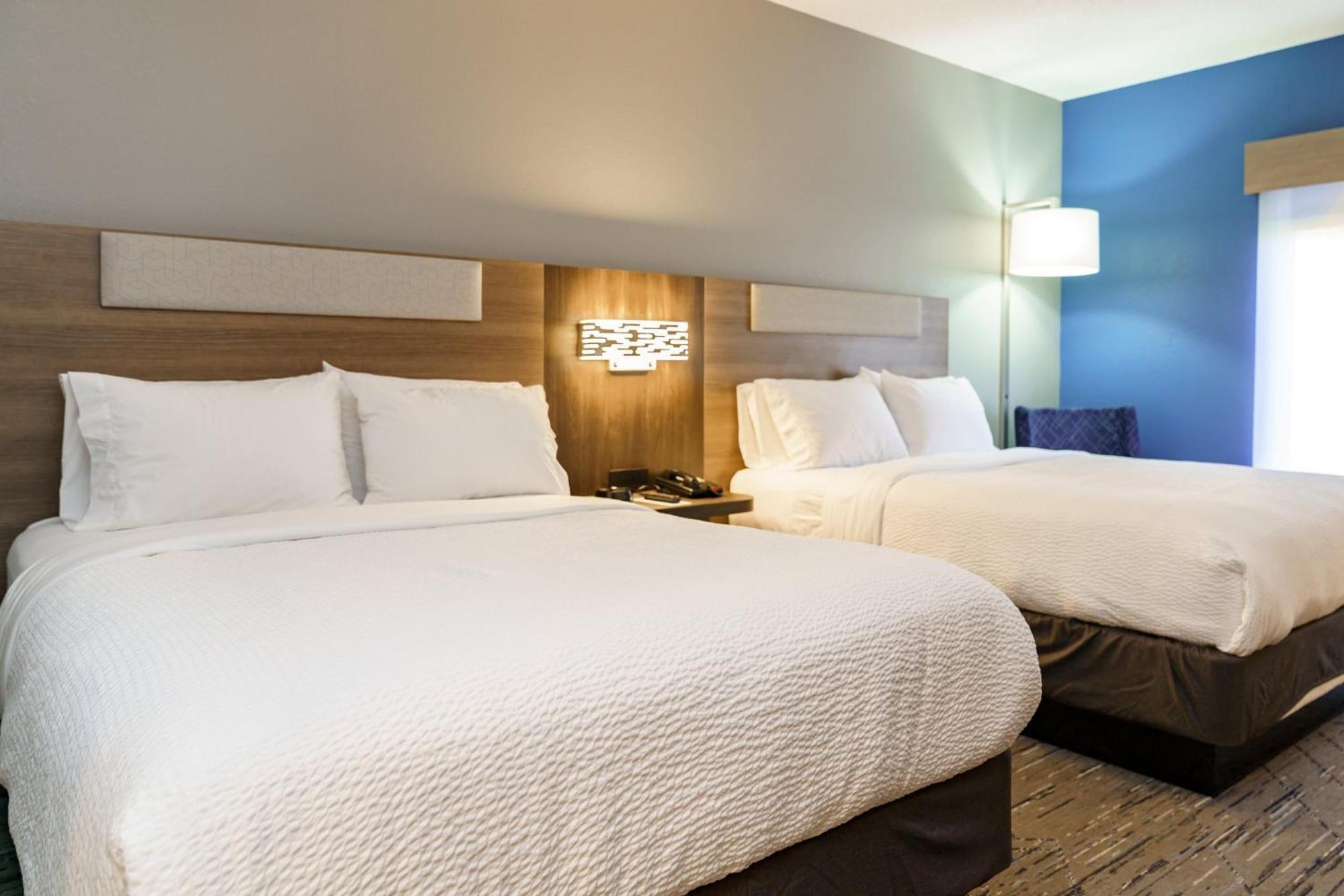 Holiday Inn Express Hotel Raleigh Southwest By Ihg Eksteriør billede