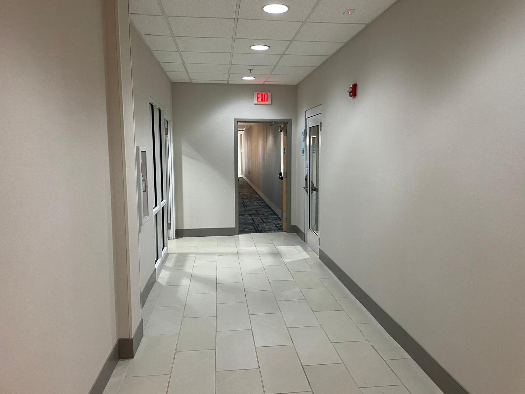 Holiday Inn Express Hotel Raleigh Southwest By Ihg Eksteriør billede